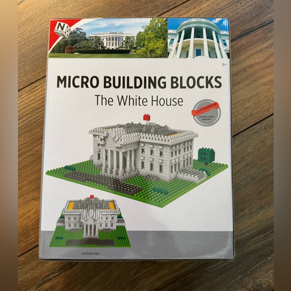 NWT Micro Building Blocks The White House Toy